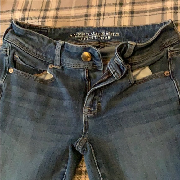Ae jeans size 2 short - Picture 3 of 3